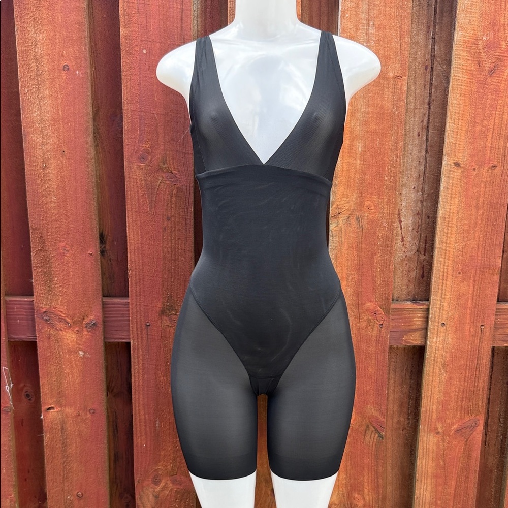 Flexees Black Shapewear Bodysuit Size M